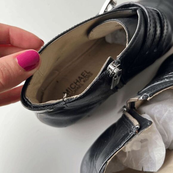 Michael Kors MK Roswell Black Leather Ankle Boots Buckle Pointed Toe 8 - Picture 12 of 16